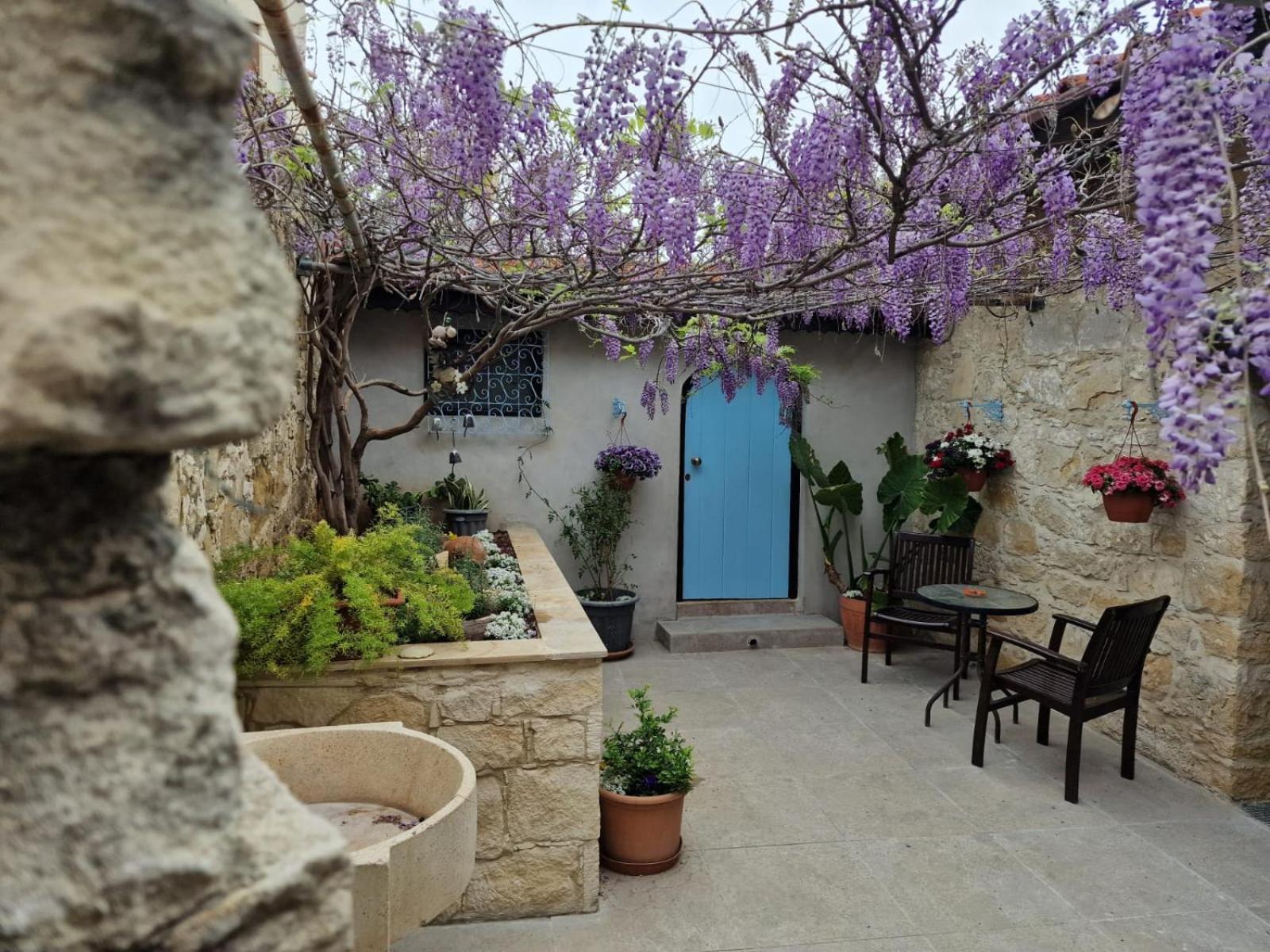 Kalimera A Lovely 1-Bedroom Rental With Ensuite And Kitchen Limassol Bagian luar foto